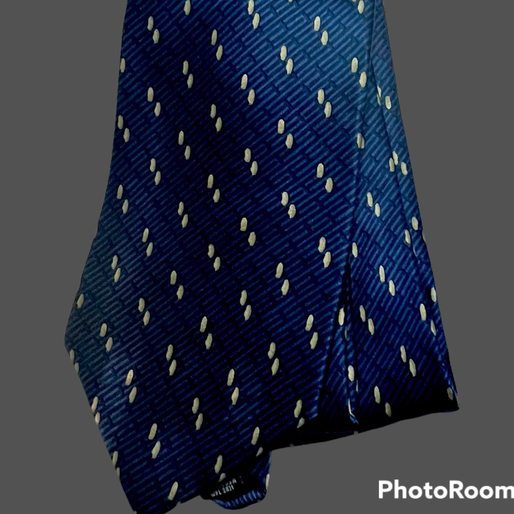 100% Fine Italian Silk George Machado Vintage Zylos Platinum Tie